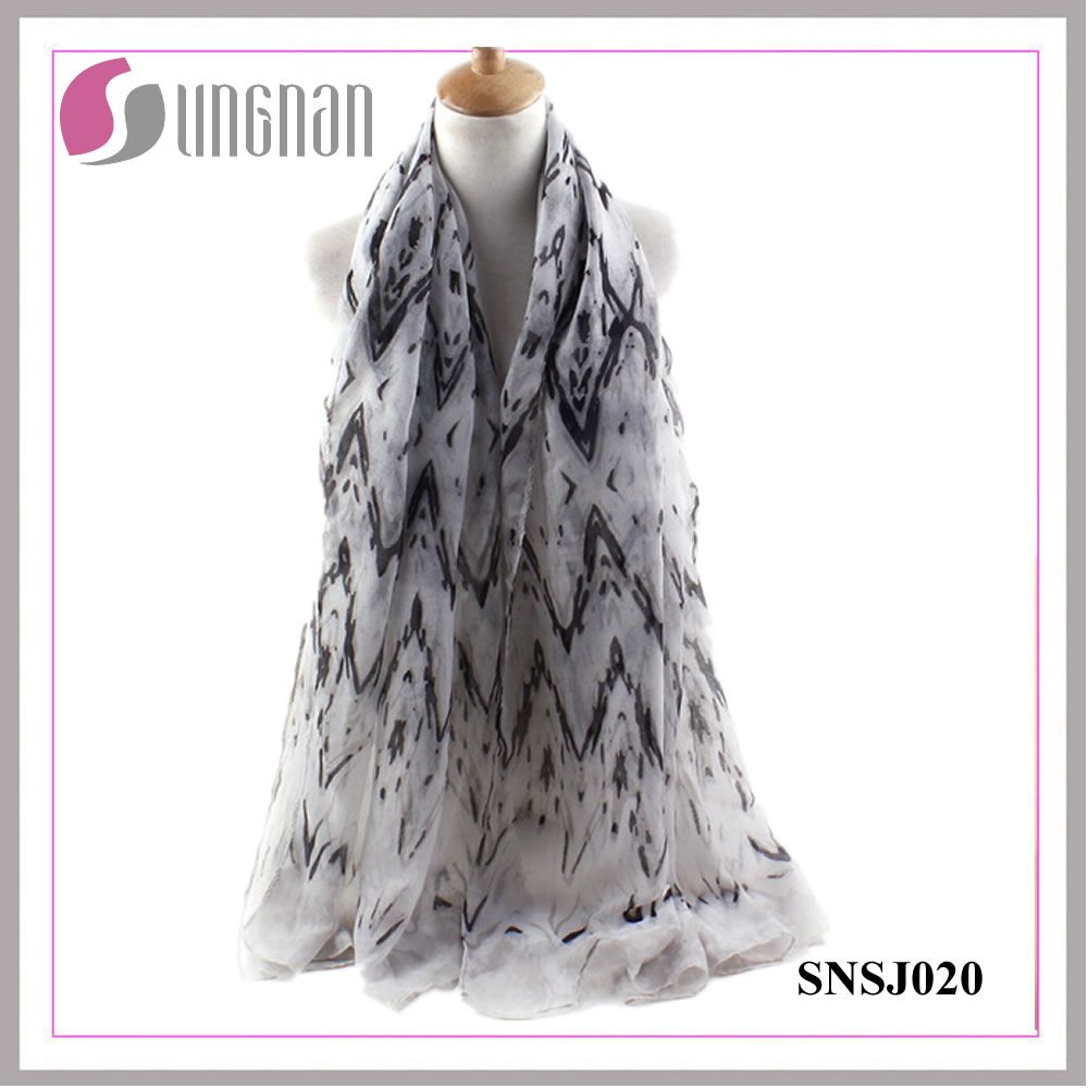 Spring Simplicity Ladies Wave Rhombic Printed Voile Scarf