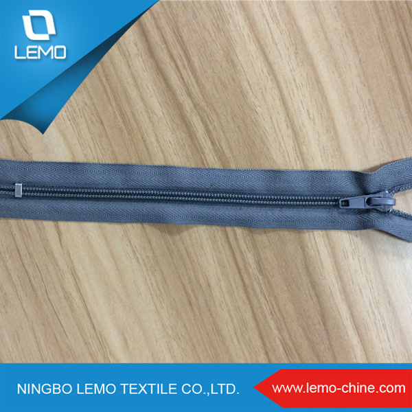 Factory Reasonable Price 5# Plastic Invisible Closeend Zipper for Sale