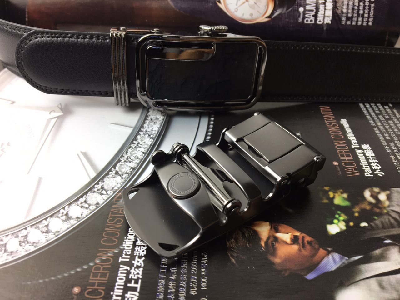 Different Colors Leather Belts for Men (JR-170908)