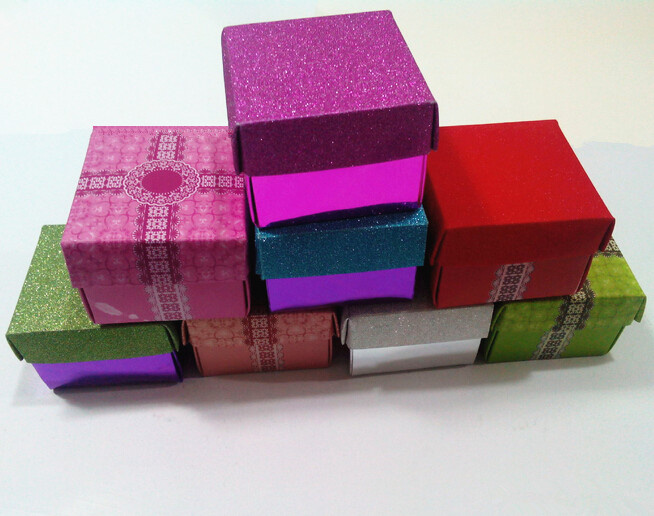 Metallic Textured Paper Gift Boxes for Decorations