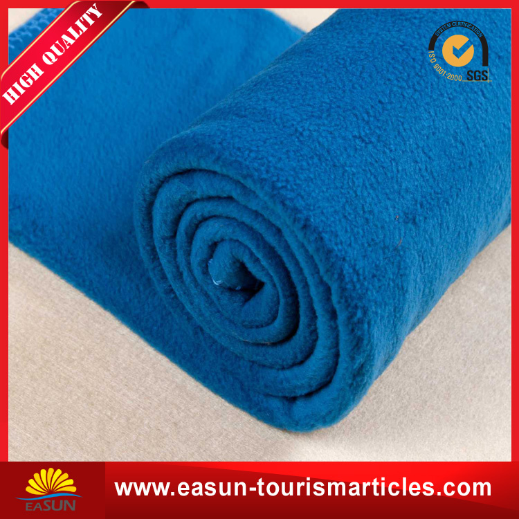 OEM Fleece Mini Pocket Blanket Foldable Picnic Blanket