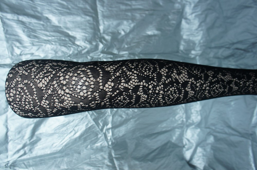 Sexy Hosiery Fishnet Stocking with Floral Pattern