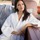 Average Size Stock Customized Logo Cheap Cotton Waffle Hotel Bath Robe (BA-001)