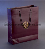 Luxury Shopping Paper Bags/Garment Paper Bag with Twist Handle