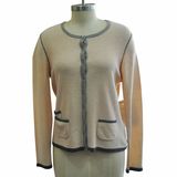 Women Round Neck Cardigan Knitwear with Button