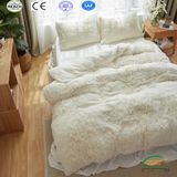 White Color Luxury PV Fleece Bedding Set