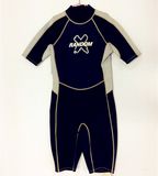 Short Neoprene Surfing Wetsuit with Nylon Fabric (HX15S124)