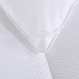 Hotel Polyester Microfiber Comforter