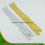 5# Plastic Golden Teeth & Golden Tape Zipper (SZ-069)