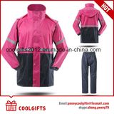 New Fashion Waterproof Polyester Raincoat Set with Reflective Strip