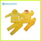 Reflective 2PCS PVC Polyester Men's Rainsuit (Rvc-112)