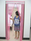 Automatically Closing Magnetic Mosquito Net Door