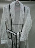 Velvet Pile Jacquard Weaven Bordure Bath Robe (DCS-9003)