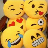 2017 Popular Lovely Emoji Pillow