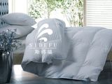 Five-Star Hotel Luxury Down and Feather Duvets Comforters in Quilt