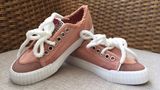 Casual and Comfortable Canvas Shoes for Lady