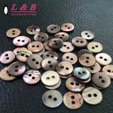 Fashion 2-Holes Shiny Pearl Shell Button