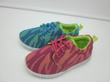 Kids Injection Breathable Mesh Upper Running Shoes with PVC Sole