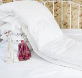 fashion Quality Whicte Soft Microfiber Duvet
