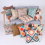 Digital Print Decorative Cushion/Pillow with Geometric Pattern (MX-61)