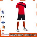 100% Polyester Man's Short Sleeve Soccer Jersey