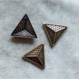 China Factory High Quality Garment Metal Label