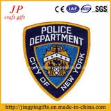 2017 High Quality Custom Fabric Patch Embroidery Badge