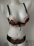 Hot Sale Sexy Romantic Lace Lingerie Set for Ladies (CS03227)
