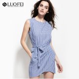 Fashion Sleeveless Wrapped Women Plaid Dress with Small Ginghams