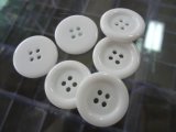 Hot Selling White Garment Resin Polyester Button