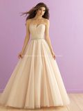 Sweep Train Princess Ball Gown Lace Wedding Dresses