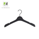 High Quality Black Plastic Skirt / Clothing Hanger with Non-Slip Strip