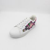 Fashion PU Lace up Women Leisure Shoes with Embroidery