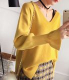 Loose Short V-Neck Sweater (BTQ204)