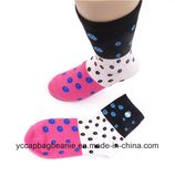 Embroidery Logo Jacquard Middle Tube Lady Socks