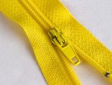 High Quality Nylon Zipper, China Wholesale Nylon Zipper for Garments