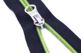 Nylon Zipper with Green Teeth and Black Tape/Thumb Puller/Top Quality