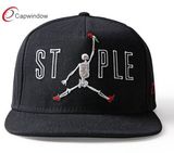 Embroidery Logo with Street Style of Snapback Cap