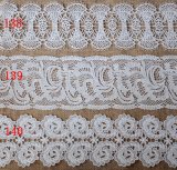 High Quality Chemical Water Soluble Milk Yarn Embroidery Lace for Garment