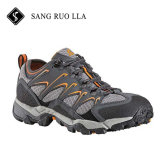 2016 Original Design Men Outdoor Hiking Shoes with Leather Upper