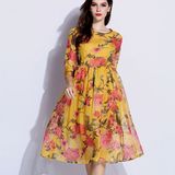 Luxury Dress Folk Style Three Quarter Sleeve and Flowers Printing Stamp Design for Summer Season