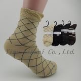 2018 New Fashion Patterns Loose Welt Comfortable Crew Female Socks