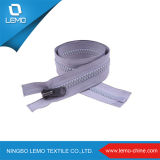 Cheap Prices Waterproof Plastic Zippers for Hot Sale
