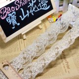 Factory Stock Wholesale 5cm Width Gold Thread Embroidery Nylon Net Lace Polyester Embroidery Trimming Fancy Floral Lace for Garments Accessory & Home Textiles