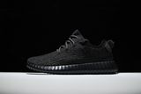 Orginal Black Color Yeezy 350 Boost V2 Sports Shoes with Best Price