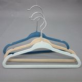 Hh Brand Velvet Flocked Children Hanger, Wholesale Plastic Kids / Baby Coat Hanger Hangers for Jeans