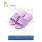 Low Price Flip Flop Bathroom Slipper with New Raw Material