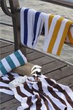 Wholesale Hotel 100 Cotton Yarn Dyed Stripe Swimming Beach Towel