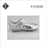 Light Men Sports Soccer Outdoor Shoes and Football Shoes with PU and TPU