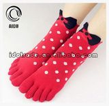 Wave Patten Cuty Design for You OEM Toe Sock